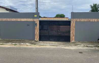 Imagem: A casa possui 1 Dormitório, 1 Banheiro, 1 Vaga na garagem e