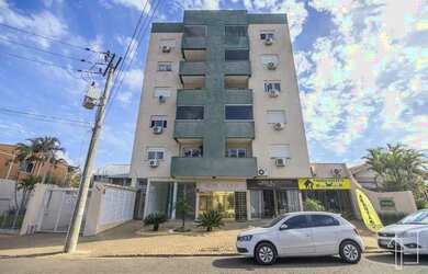 Imagem: O apartamento possui 3 Dormitórios, 1 Banheiro, 1 Vaga na garagem