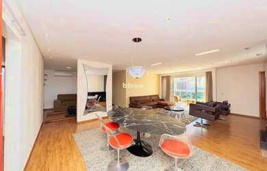 Imagem: O apartamento possui 4 Dormitórios, 5 Banheiros, 3 Vagas na