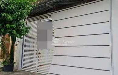 Imagem: A casa possui 2 Dormitórios, 1 Banheiro, 2 Vagas na garagem