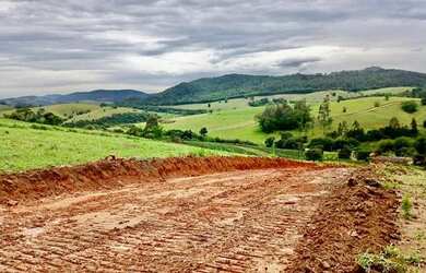 Imagem: O terreno possui 500m² de Área e está localizado em Alvinópolis