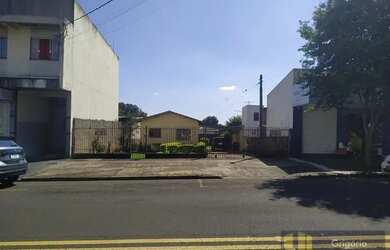 Imagem: O terreno possui 499m² de Área e está localizado em Vila