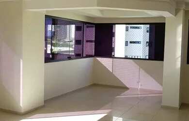 Imagem: O apartamento possui 4 Dormitórios, 5 Banheiros, 3 Vagas na