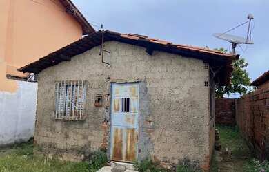 Imagem: A casa possui 1 Dormitório, 1 Banheiro, 20m² de Área e está