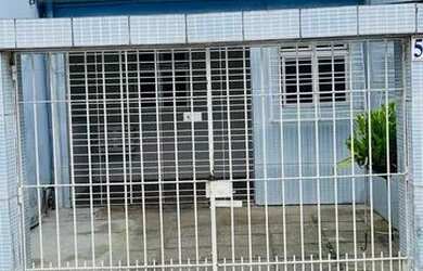 Imagem: A casa possui 2 Dormitórios e está localizado em Iputinga