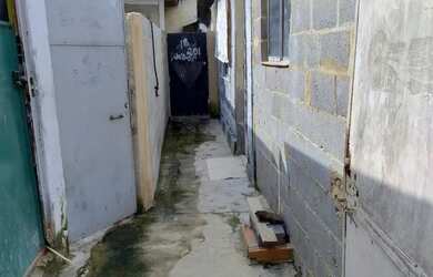 Imagem: A casa possui 1 Dormitório, 1 Banheiro e está localizado