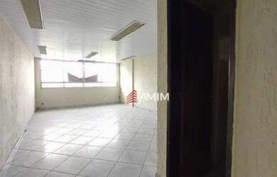 Imagem: O depósito possui 36m² de Área e está localizado em Alcântara