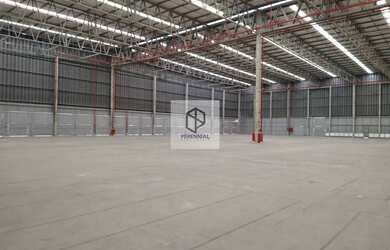 Imagem: O depósito possui 5 Vagas na garagem, 5.200m² de Área e