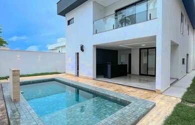 Imagem: A casa em condomínio possui 5 Dormitórios, 5 Banheiros, 4