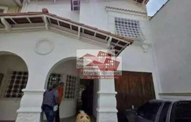 Imagem: A casa possui 5 Dormitórios, 5 Banheiros, 5 Vagas na garagem