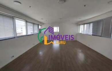 Imagem: O depósito possui 2 Vagas na garagem, 72m² de Área e está