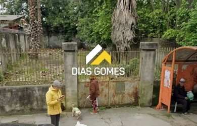 Imagem: O terreno possui 788m² de Área e está localizado em Centro