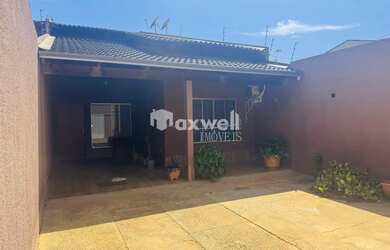 Imagem: A casa à venda possui 2 Dormitórios, 2 Banheiros, 2 Vagas