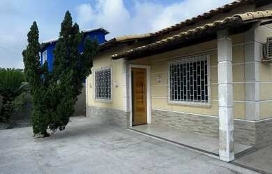 Imagem: A casa em condomínio possui 2 Dormitórios, 1 Banheiro, 3 Vagas