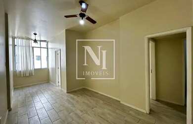 Imagem: O apartamento possui 2 Dormitórios, 2 Banheiros, 56m² de Área