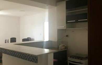 Imagem: A kitnet possui 1 Banheiro e está localizado em Camaçari