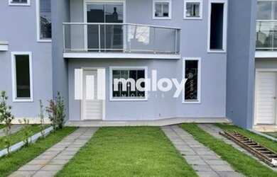 Imagem: A casa possui 2 Dormitórios, 1 Banheiro, 2 Vagas na garagem