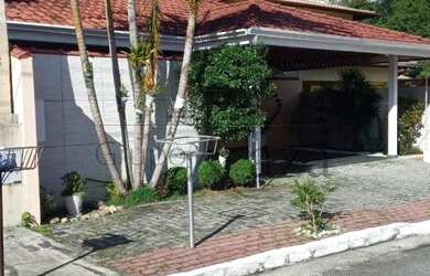 Imagem: A casa em condomínio possui 3 Dormitórios, 2 Banheiros, 2