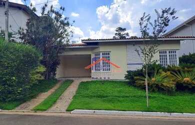 Imagem: A casa em condomínio possui 3 Dormitórios, 4 Banheiros, 1