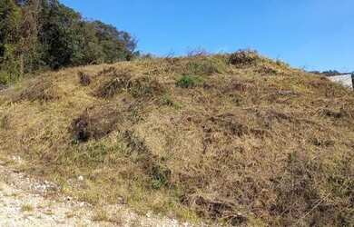 Imagem: O terreno possui 1.200m² de Área e está localizado em Arruda
