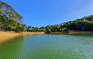 Imagem: O terreno possui 1000m² de Área e está localizado em Jaboticatubas