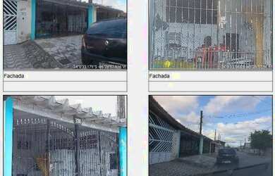 Imagem: A casa possui 2 Dormitórios, 1 Banheiro, 1 Vaga na garagem