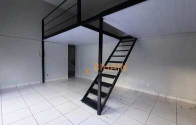 Imagem: O depósito possui 55m² de Área e está localizado em Prado