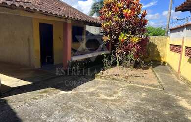 Imagem: A casa possui 1 Dormitório, 1 Banheiro, 1 Vaga na garagem e