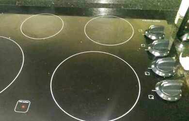 Imagem 6: Luxuoso flat B. Camburiú frente para o mar, 18º andar, diária R$450,00