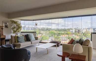 Imagem 3: Vista deslumbrante. 276m² de Área, 4 Vagas na garageme3 Dormitórios