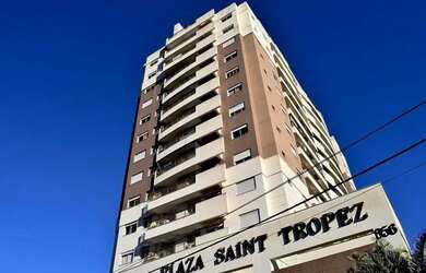 Imagem: O apartamento possui 2 Dormitórios, 2 Banheiros, 2 Vagas na