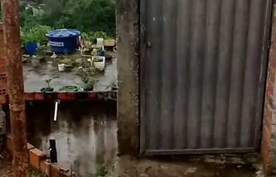 Imagem 6: CASA FRENTE DE RUA. 1 Banheiroe3 Dormitórios