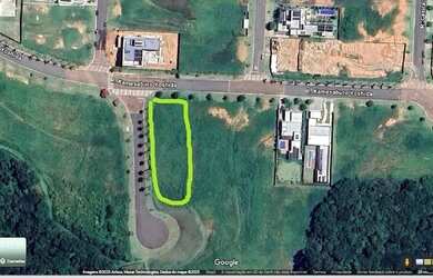 Imagem: O terreno possui 2.124m² de Área e está localizado em Loteamento