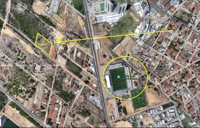 Imagem: O terreno possui 6096m² de Área e está localizado em Ponta