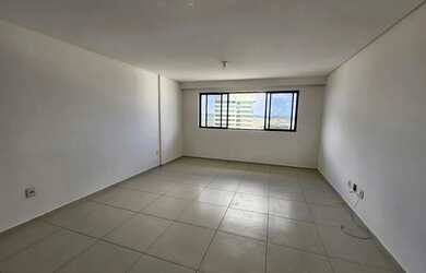 Imagem: O apartamento possui 4 Dormitórios, 3 Banheiros, 2 Vagas na