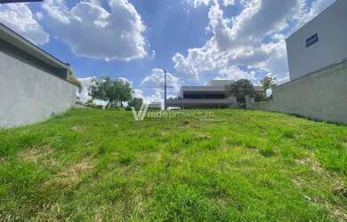 Imagem: O terreno possui 500m² de Área e está localizado em Jardim