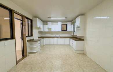 Imagem 14: Apartamento para venda tem 180 metros quadrados com 3 quartos