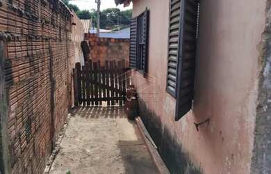 Imagem 8: Casa Residência em Jaú. Área de serviço, 12m² de Área, 2 Vagas na...