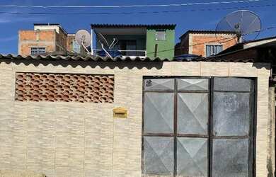 Imagem: A casa possui 2 Dormitórios, 3 Banheiros, 1 Vaga na garagem