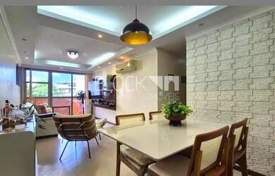 Imagem: O apartamento possui 3 Dormitórios, 3 Banheiros, 2 Vagas na