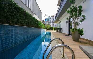 Imagem: A kitnet possui 1 Dormitório, 1 Banheiro, 1 Vaga na garagem