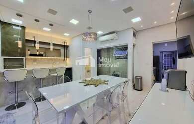 Imagem: A casa em condomínio possui 2 Dormitórios, 1 Banheiro, 2 Vagas