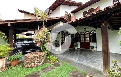 Imagem: A casa em condomínio à venda possui 3 Dormitórios, 3 Banheiros