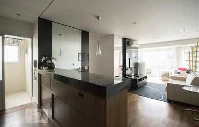 Imagem: O apartamento possui 2 Dormitórios, 2 Banheiros, 2 Vagas na