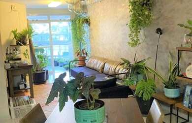 Imagem: O apartamento possui 3 Dormitórios, 1 Banheiro, 1 Vaga na garagem