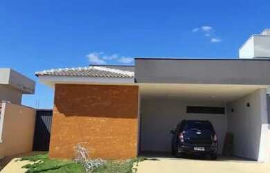 Imagem: A casa em condomínio possui 3 Dormitórios, 3 Banheiros, 2