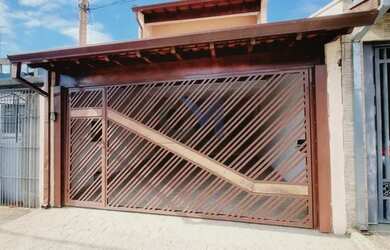 Imagem: A casa para alugar possui 3 Dormitórios, 2 Banheiros, 2 Vagas