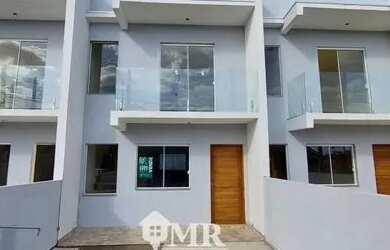 Imagem: A casa possui 2 Dormitórios, 2 Banheiros, 1 Vaga na garagem