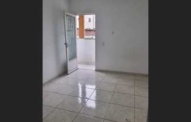 Imagem 3: Kitnet individual água luz incluídos