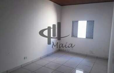 Imagem: A casa possui 2 Dormitórios, 2 Banheiros, 2 Vagas na garagem